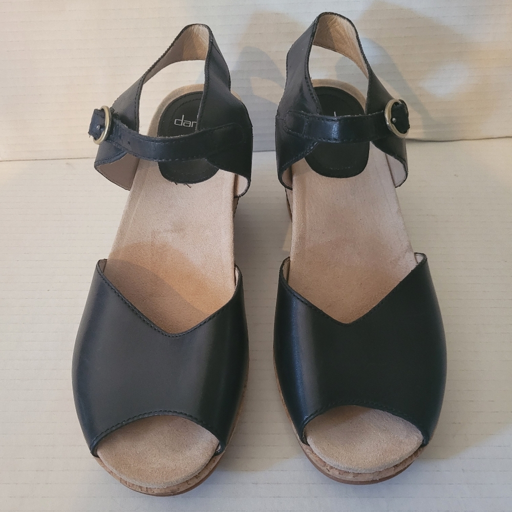 Dansko Charlotte Wedge Shoes Heels Sandals Black Cork Size 40 Ankle Straps